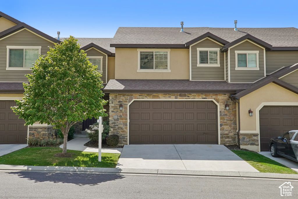 1056 S Aspen Pl E, Provo