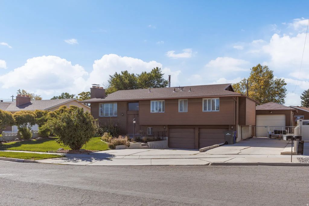 3367 W Blue Haven Dr, West Valley City