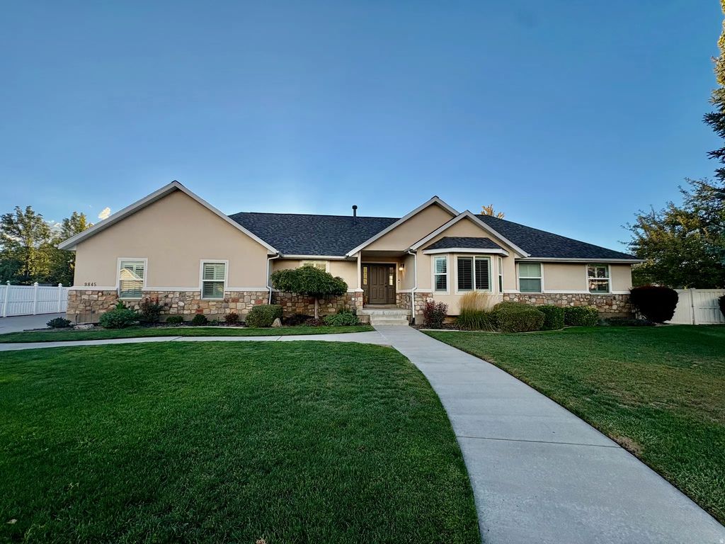 9845 N 6130 W, Highland