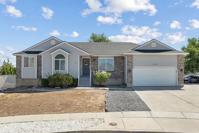 2993 S Noble Fir Cv, Magna