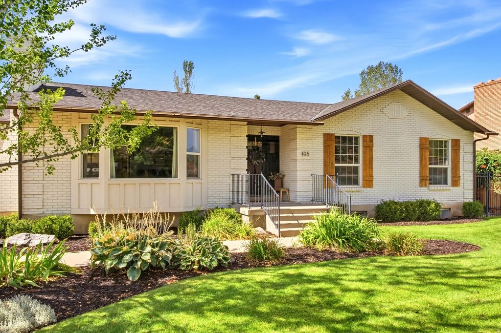 105 N Country Way, Fruit Heights