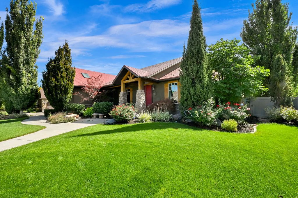 2579 W Farmview Ln, South Jordan