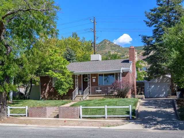 2209 S Broadmoor St, Salt Lake City