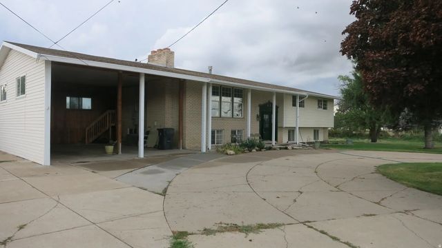 4597 W 2550 S, Taylor