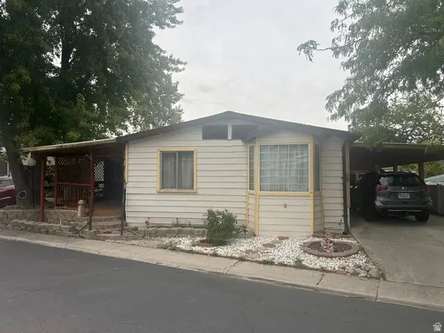 1111 N 2000 W 54, Farr West