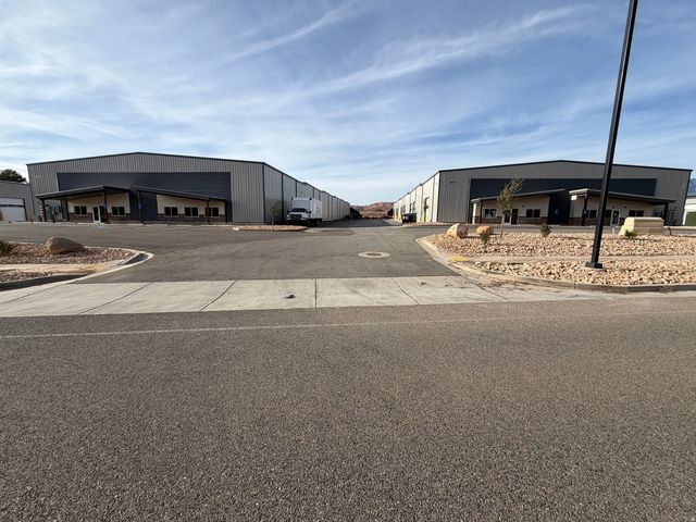 355 N Old Hwy 91 Multip, Hurricane