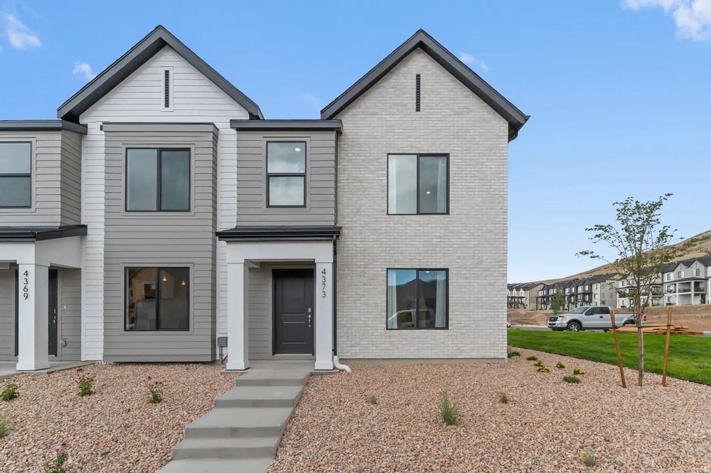 4272 N Gairloch Ln 1450, Lehi