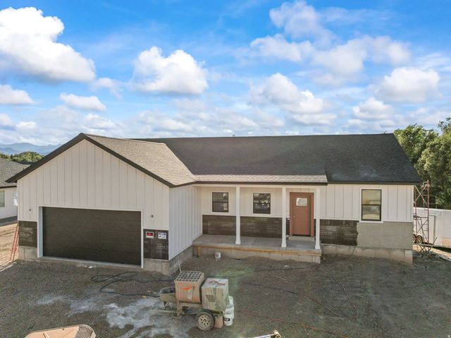 227 N 450 E, Monroe