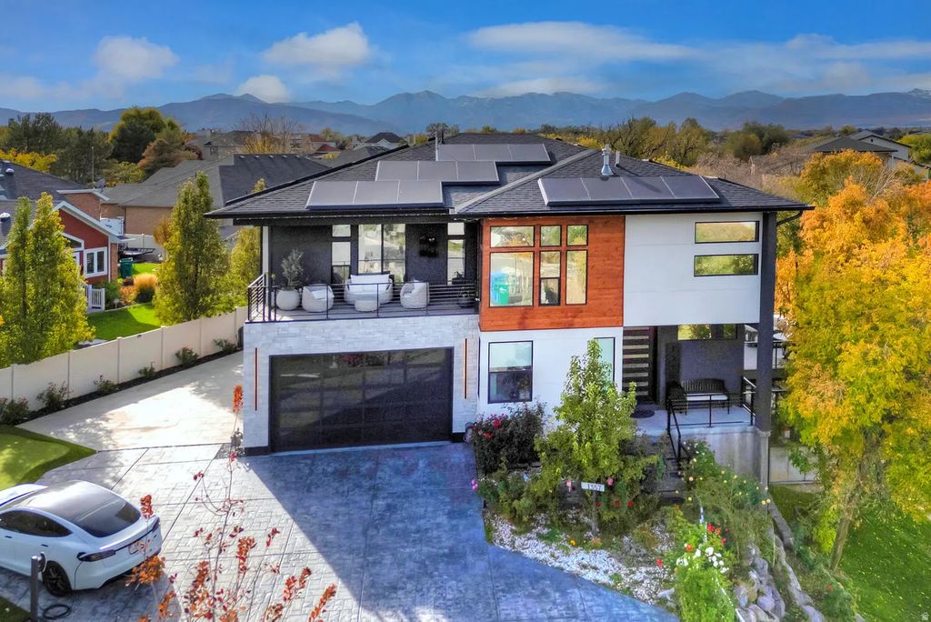 1357 W Midas Point Cv, Riverton