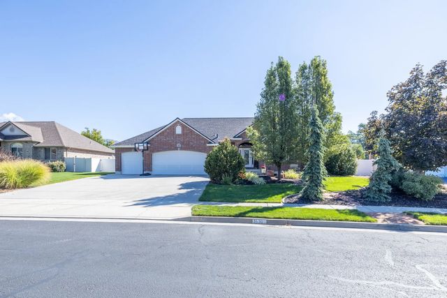 1670 N 1350 W, Farr West