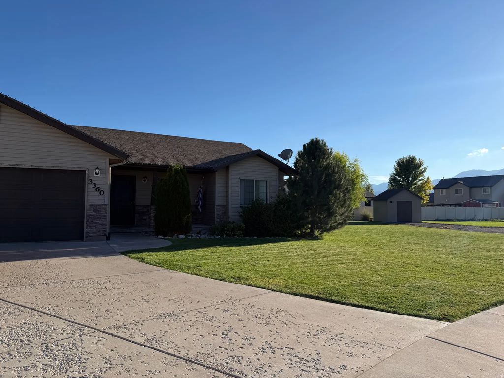 3360 S 1416 W, Nibley