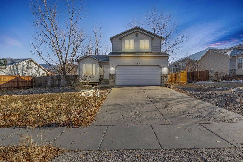 938 N 1430 E, Tooele