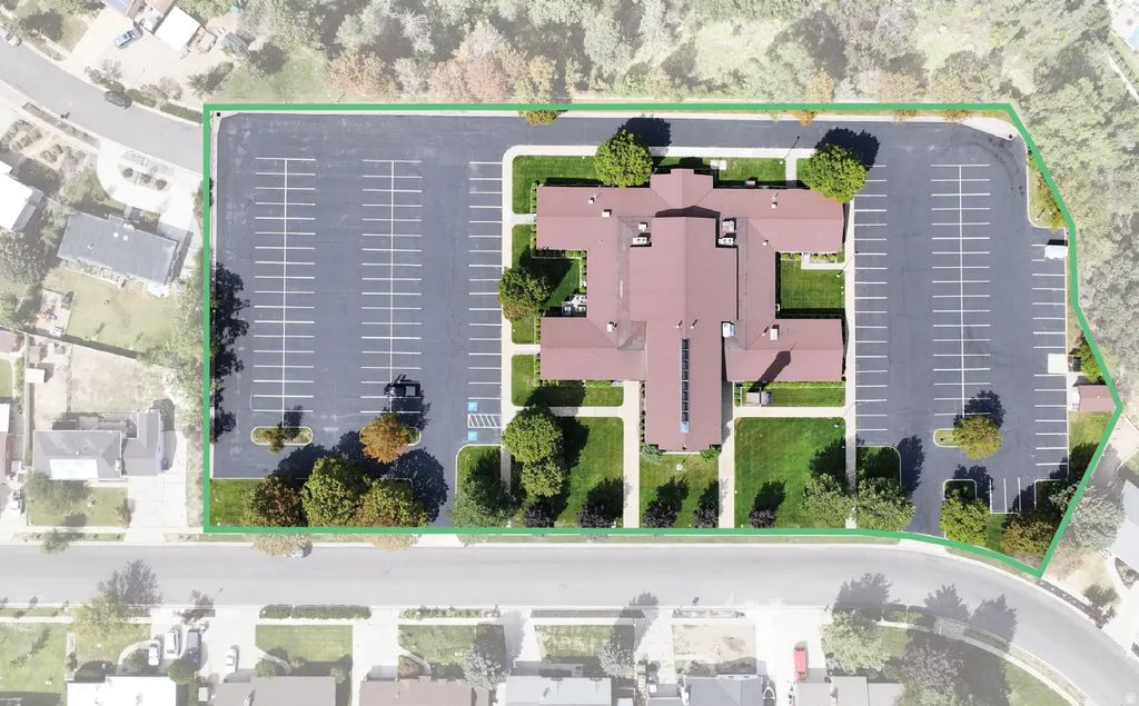 1433 E Old Mission Rd, Sandy