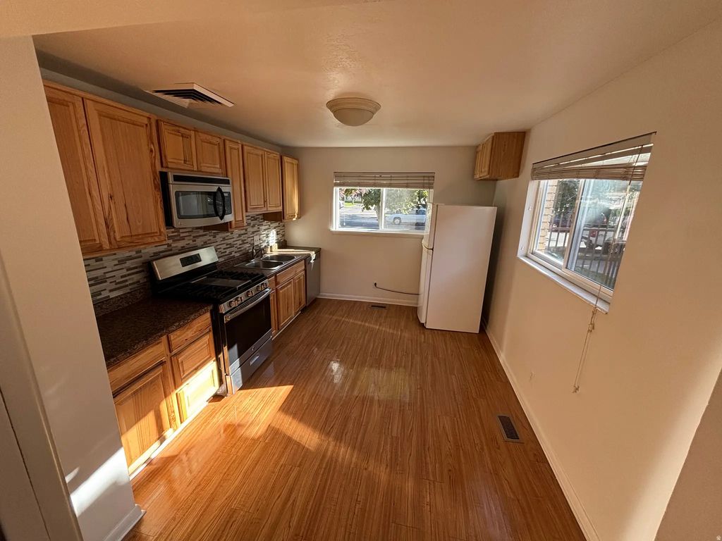 1444 W Pacific Ave 2, Salt Lake City