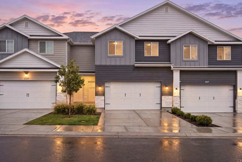 5113 E Lakefield Dr, Eagle Mountain