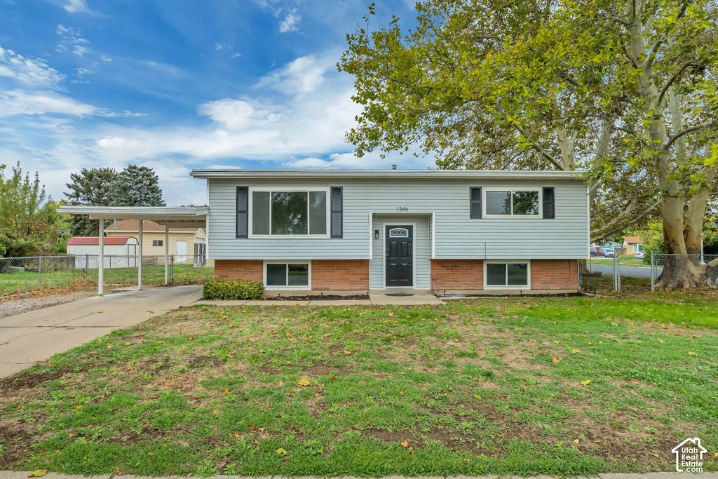 1346 Marilyn Dr, Syracuse