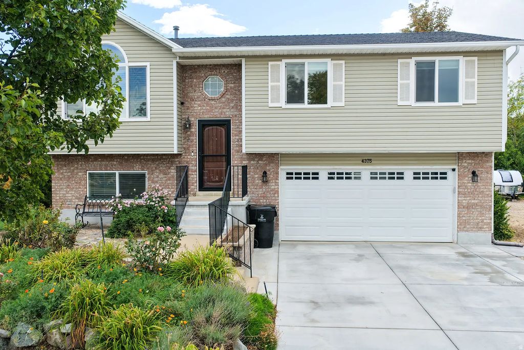 4375 W 1550 S, Syracuse