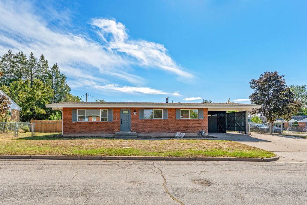 857 Goddard St, Ogden