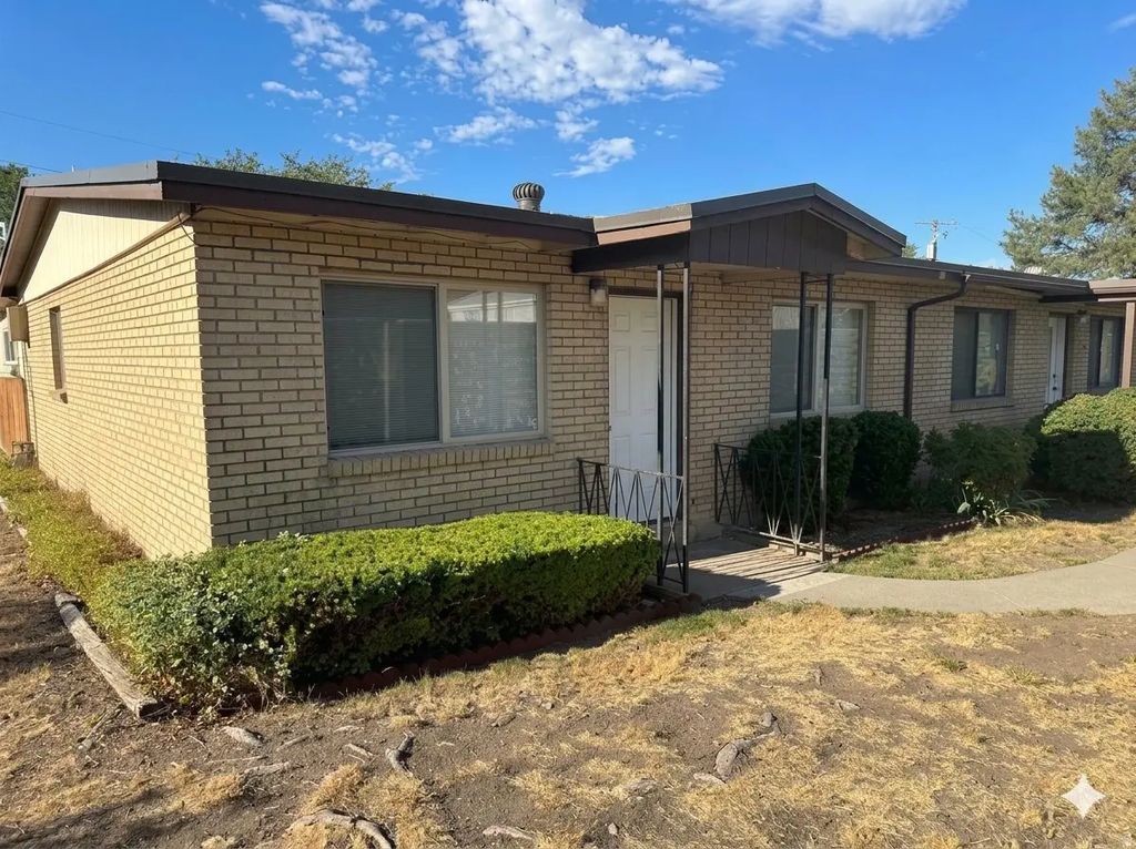 3512 W Ridge Dr, West Valley City