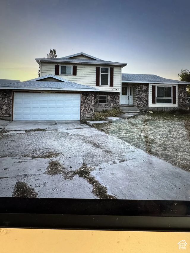 7544 S 3270 Ave W, West Jordan
