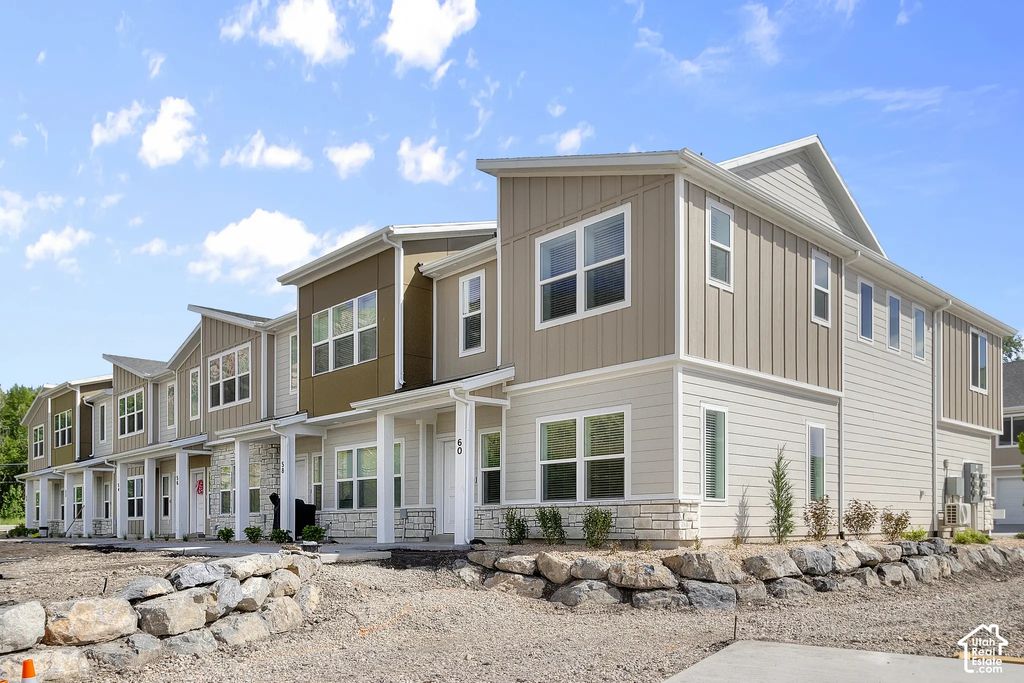 2260 W 1400 N 176, Farr West