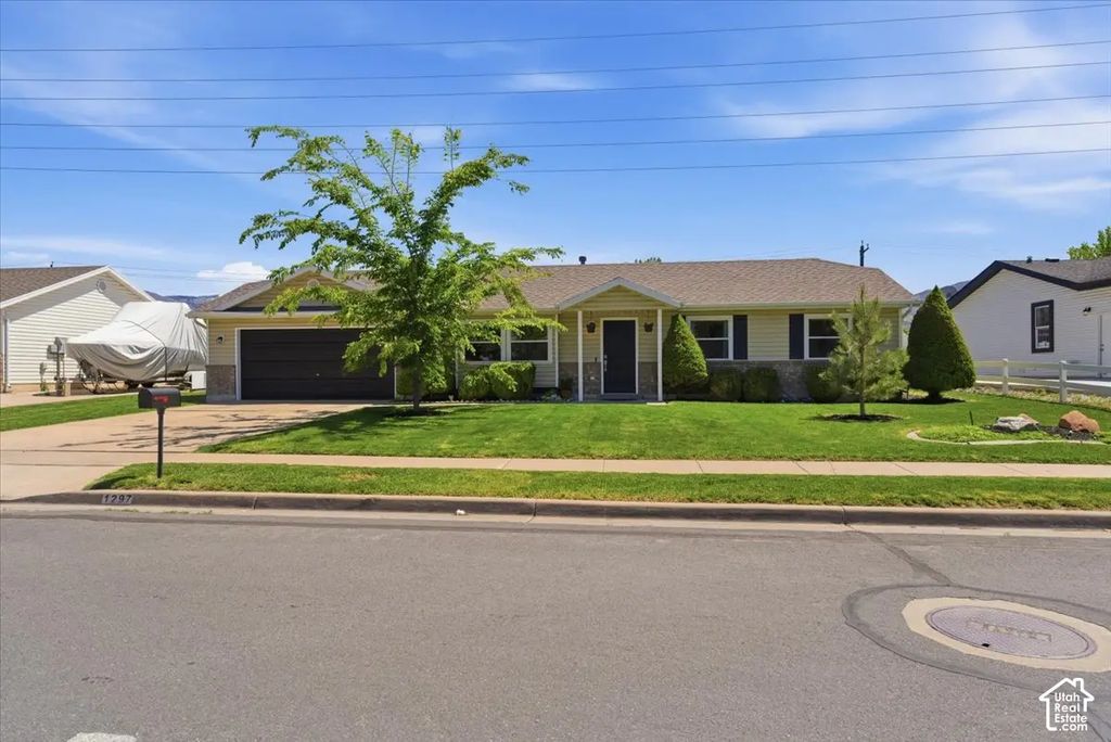 1297 S 925 W, Woods Cross