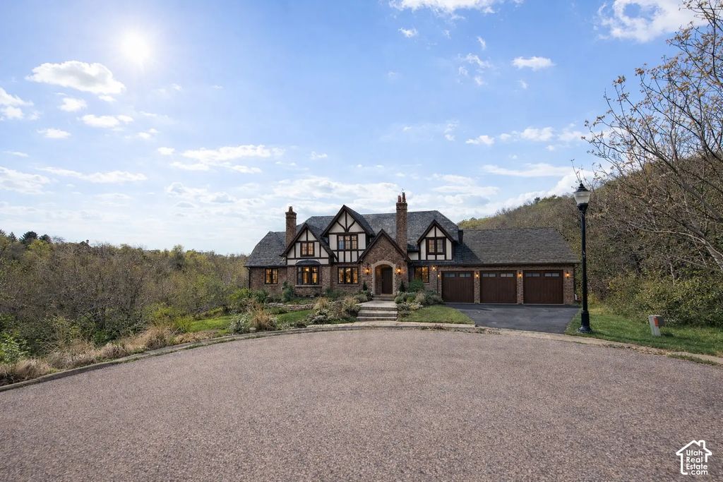 2141 E Oak Ln 5, Layton