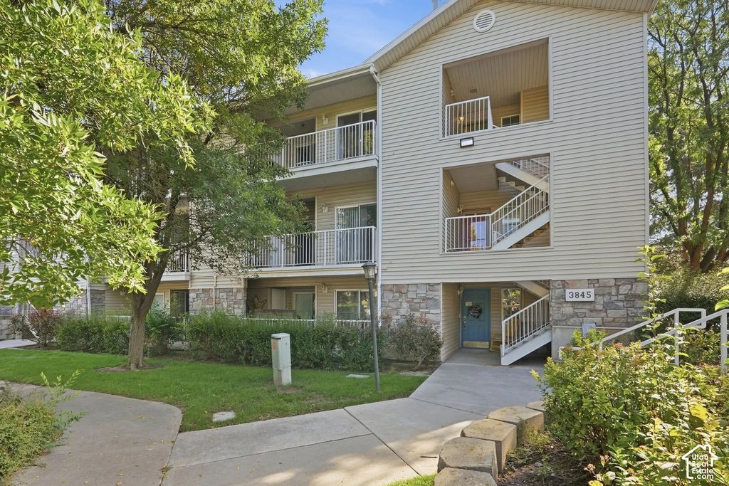 3845 S Canyon Way 3, South Salt Lake