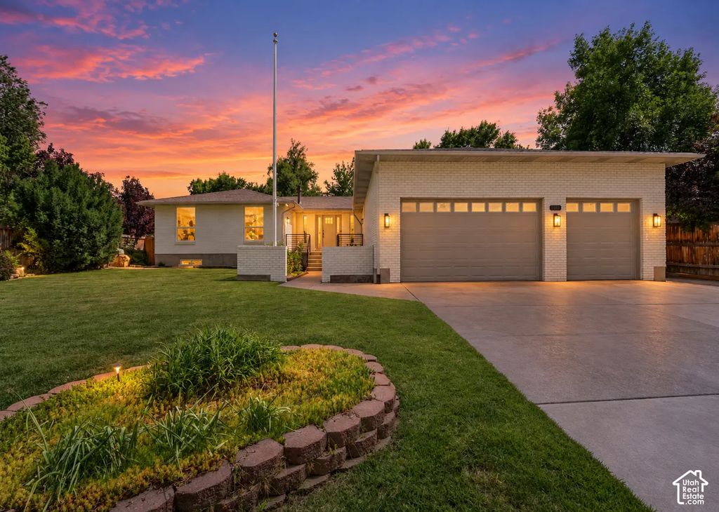 2096 E Linden Cir S, Holladay