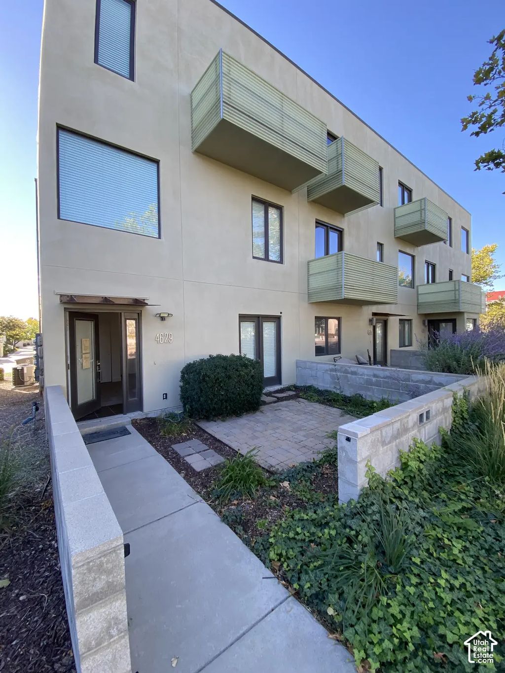 4629 W Daybreak Rim Way, South Jordan