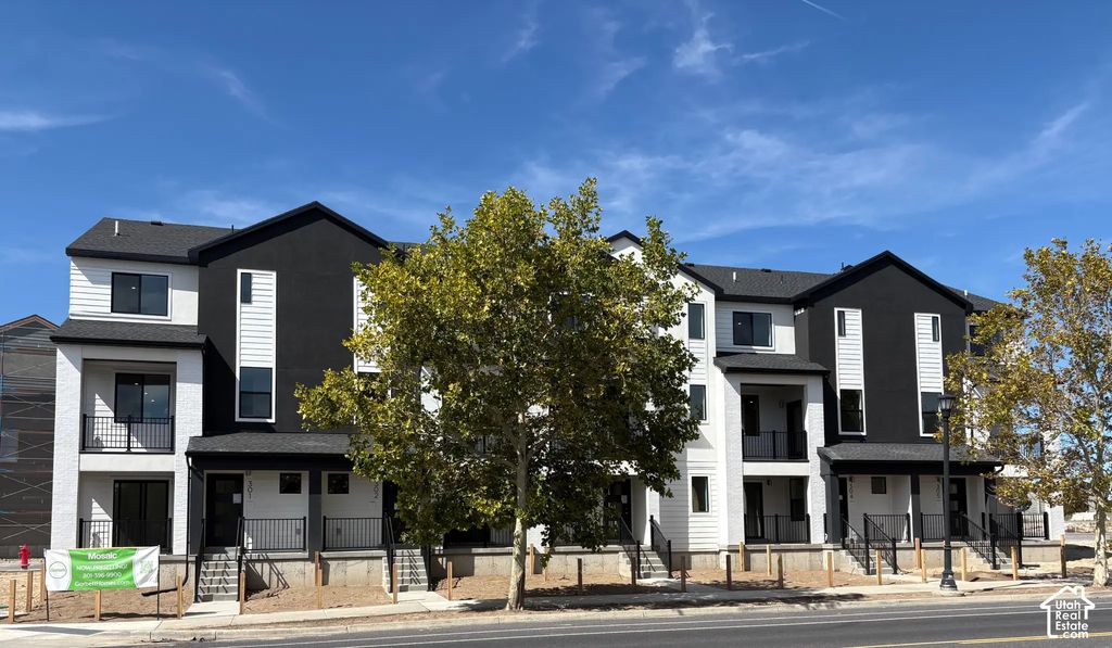 3821 W Echo Mosaic Dr 203, South Jordan