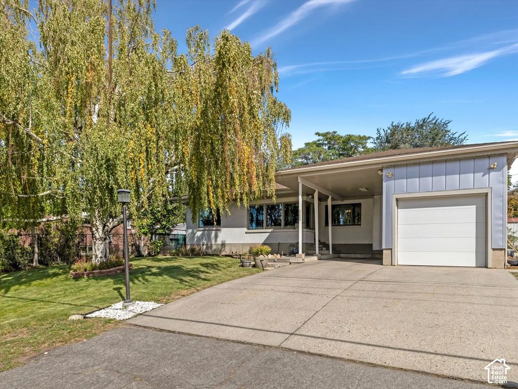 3255 S 2700 E, Millcreek