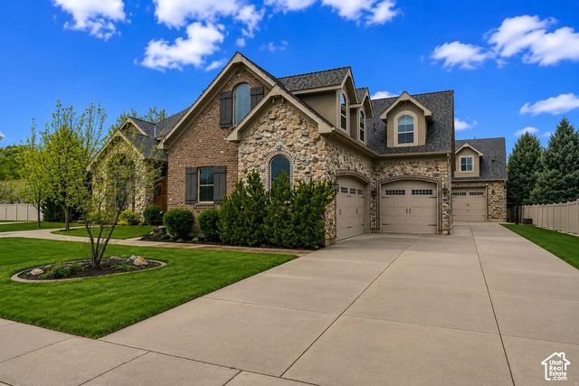 6455 S Raymond Dr, South Weber