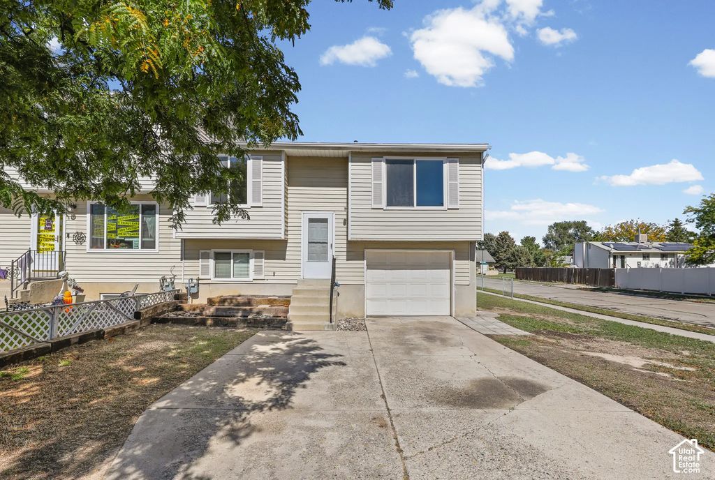 1428 W Twin Oaks Dr S, West Jordan