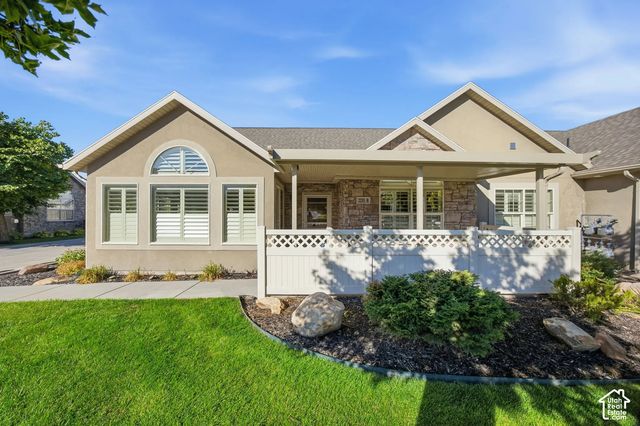 2235 N 230 E B, North Logan