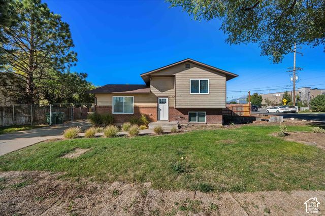 1216 W 1200 N, Layton