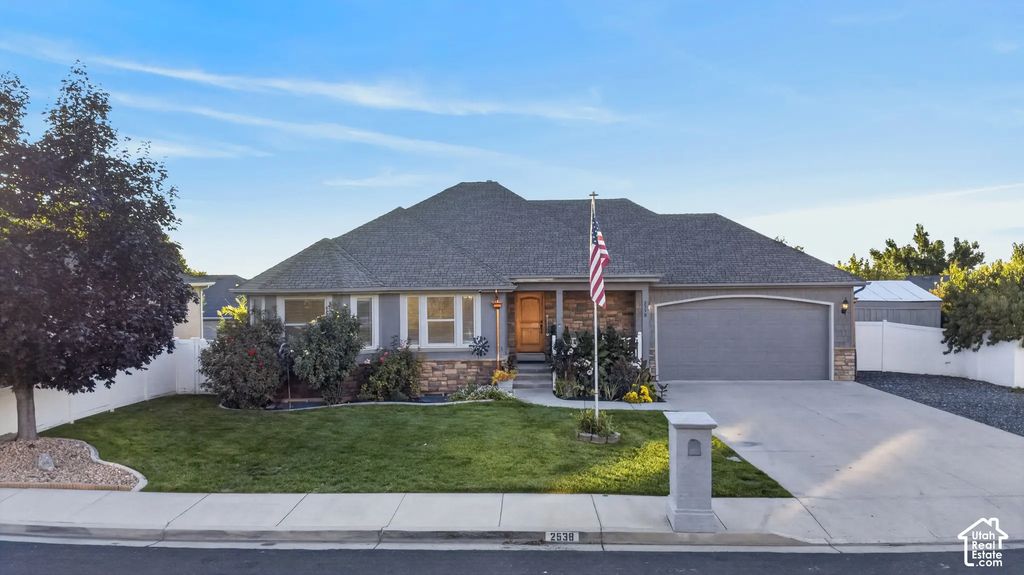 2538 S Cimmaron Dr E, Springville