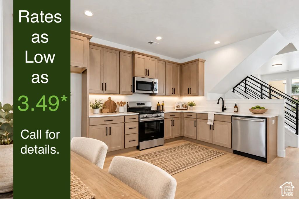 11043 S Freestone Rd W 131, South Jordan
