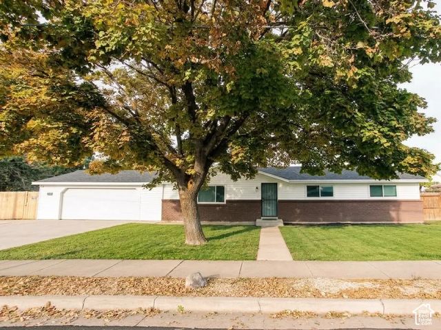 2108 S Main St, Clearfield