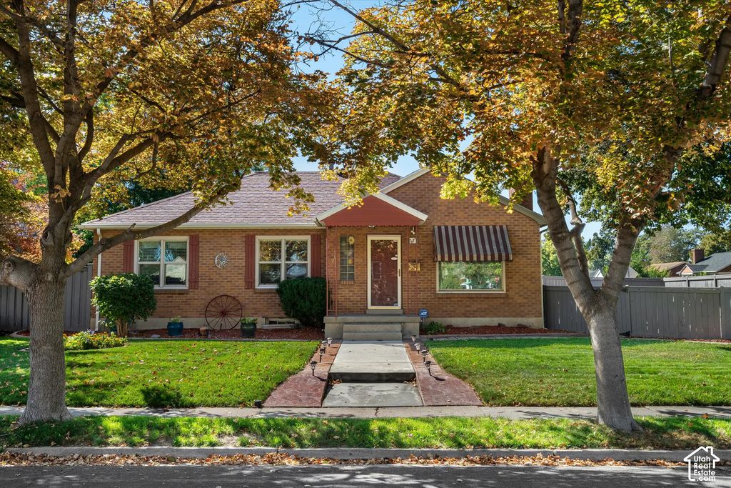 121 W Garden View Dr., Midvale