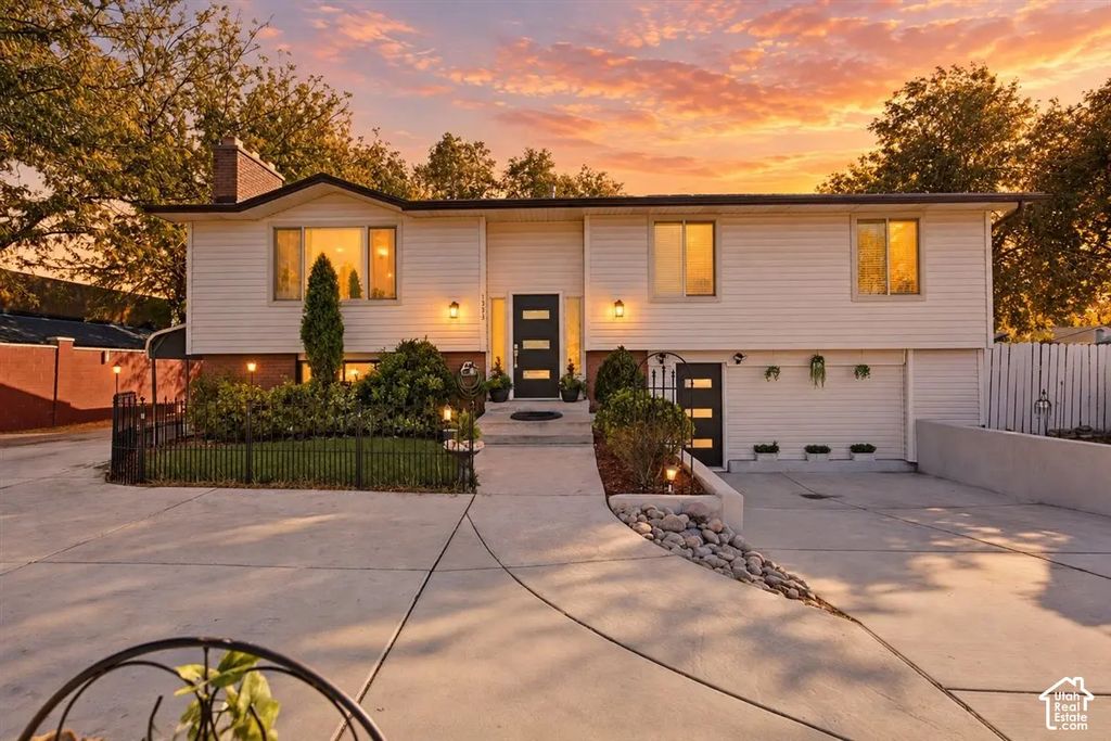 1953 W 5400 S, Taylorsville