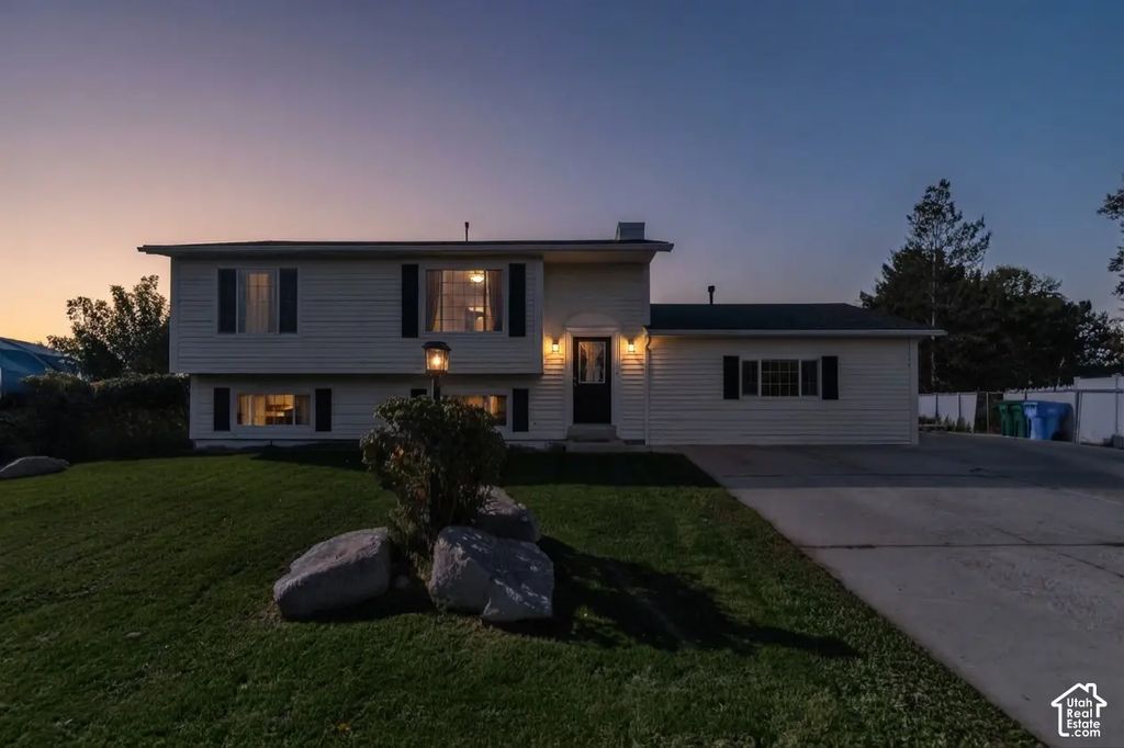 2157 W 11970 S, Riverton