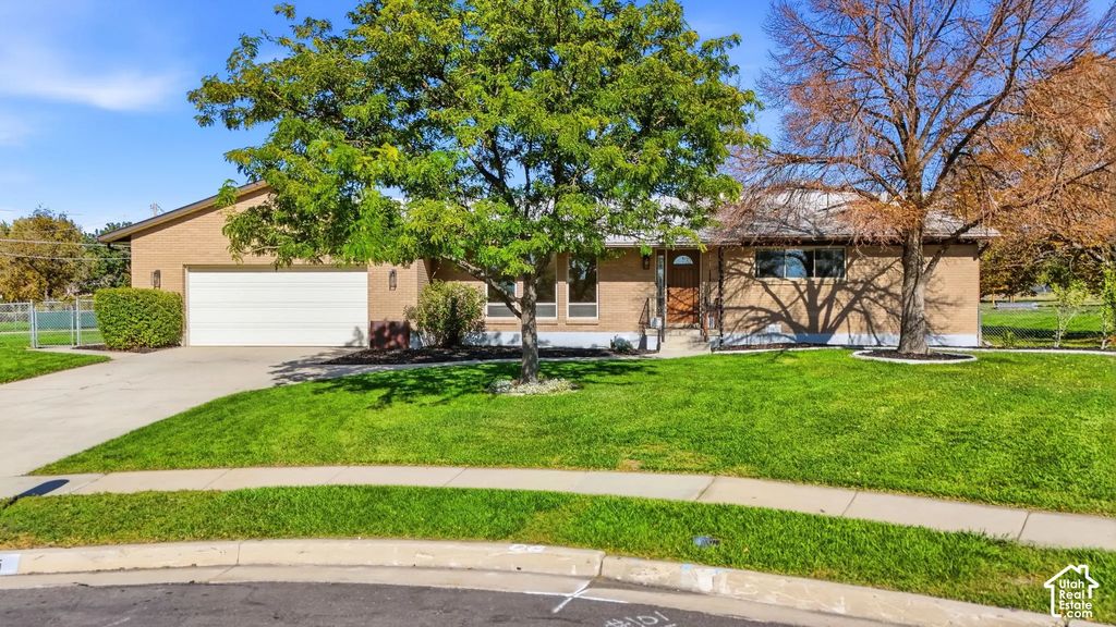 515 E 10695 S, Sandy
