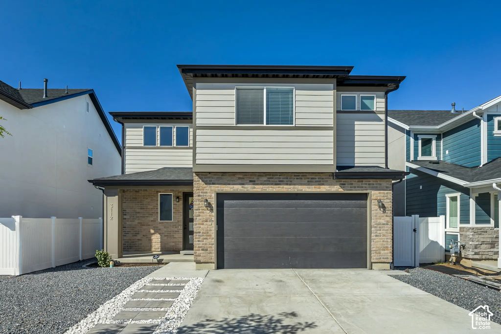 3112 S 2500 W, Syracuse