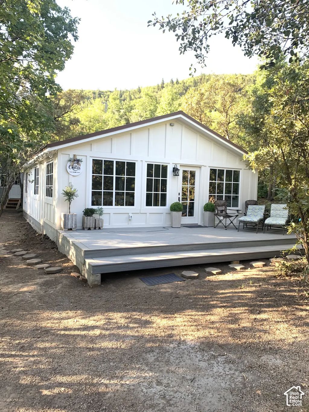 1170 N View Dr W 12, Midway