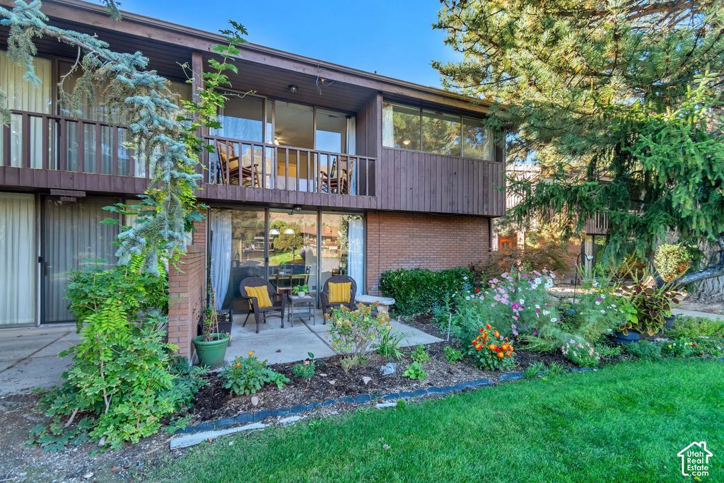 2741 N Edgewood Dr, Provo