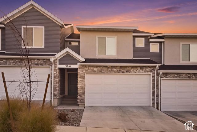 3816 S Landmark Ln, Magna