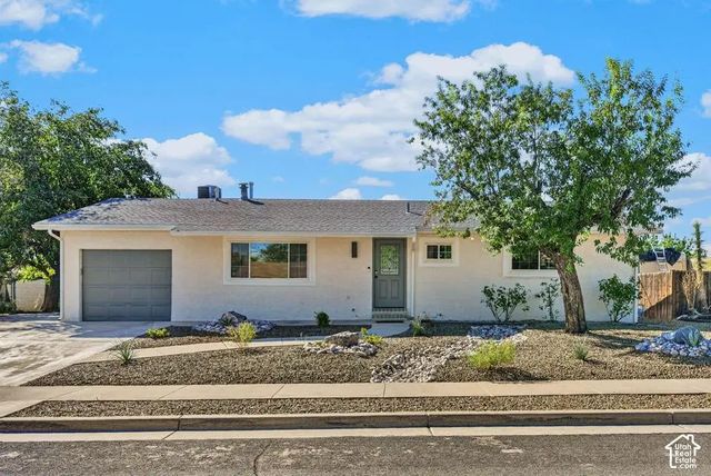 351 N Saguaro Dr, Washington