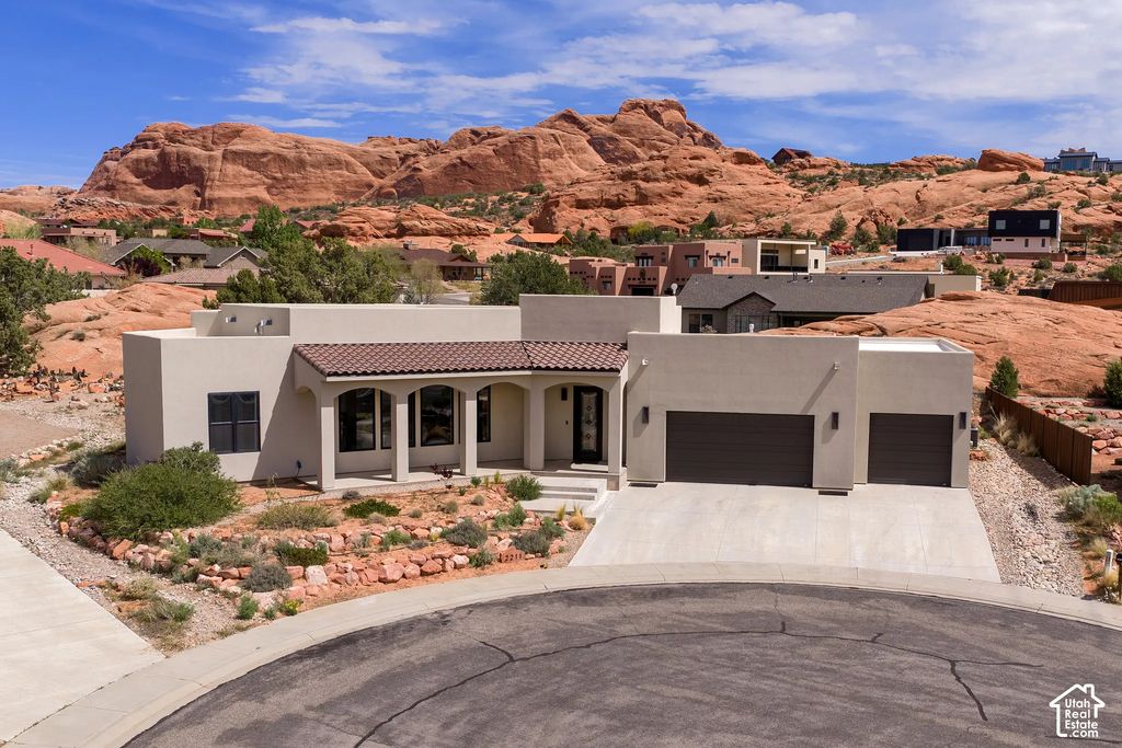 2211 Camino Del Carnero, Moab