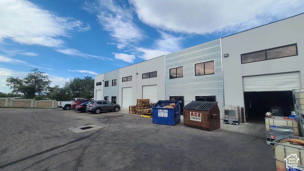 8681 S 700 W, Sandy